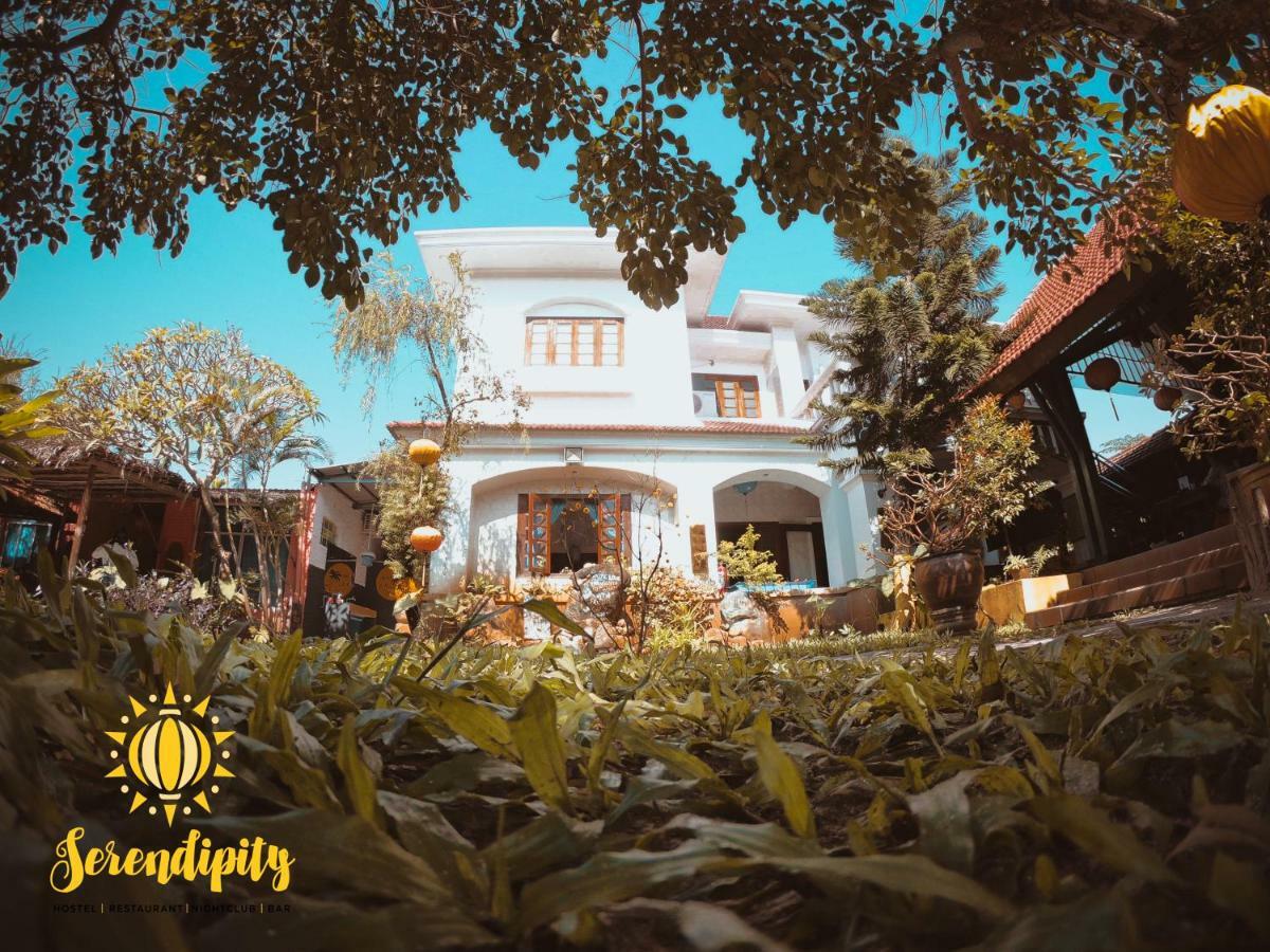 Serendipity Hoi An Hostel Exterior photo